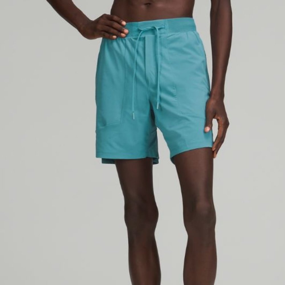 Lululemon Men's License to Train Lined Short 7" - Medium